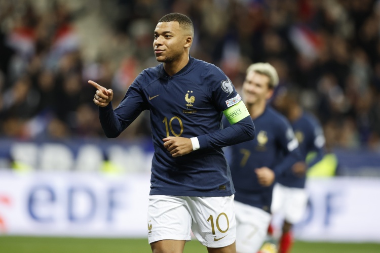 法國(guó)體育部部長(zhǎng)：對(duì)姆巴佩即將離開(kāi)感到失落，希望他能參加奧運(yùn)會(huì)